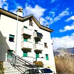 Casa Simona 5 Min Bormio Free Parking アパート